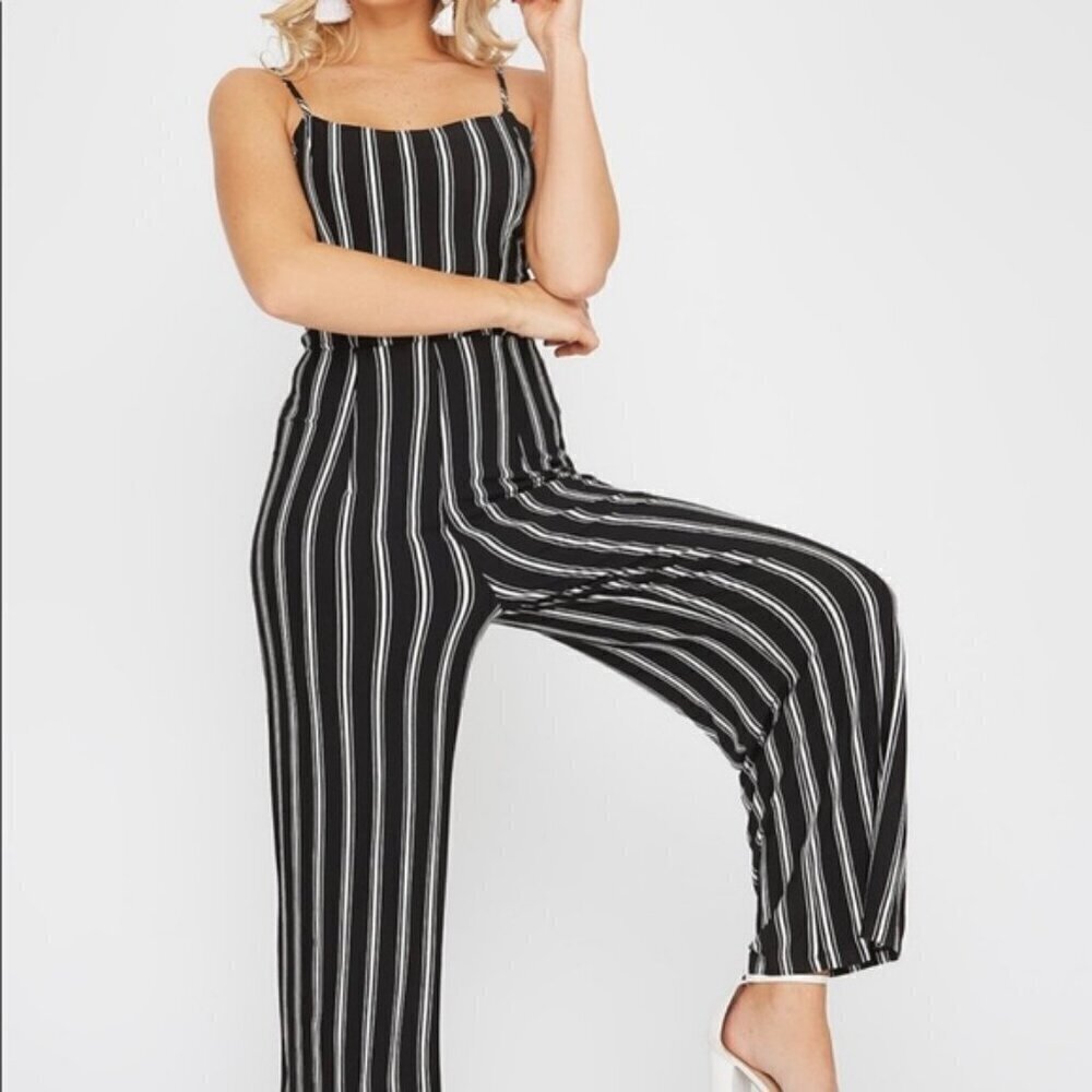 Ambiance Black & White Stripe Spaghetti Strap Long Pant Jumpsuit Romper sz Lrg - Picture 2 of 8
